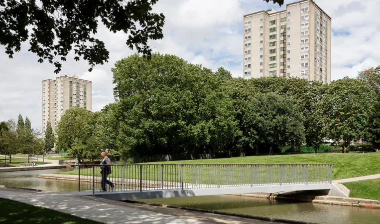 Granite bridge in Stevenage