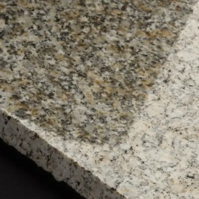 Nammering Yellow-Grey polished