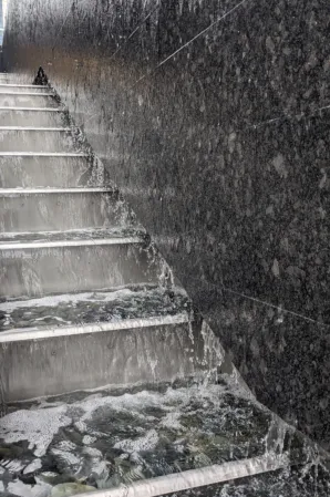 Waterwall with a cascading runnel